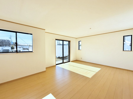 ���r���O�@���������R�Ɖ�b�����܂��A�S�n�悢�ЂƂƂ�