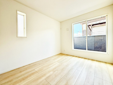 �Q���@�������Ƌ�����܂��z�u����΍L�X�Ƃ�����Ԃ��g�������₷���A�����b�N�X�������Ԃ��߂����܂�