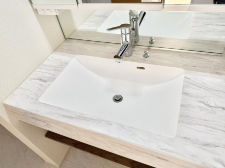 ̑ρ@ݔ􂢂􂤎KɎg֗ȃV[