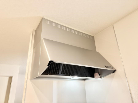 ���̑����ρ@�ݔ����������̏��C����������C��ɗU������A�����I�ɔr�����ł��܂��B