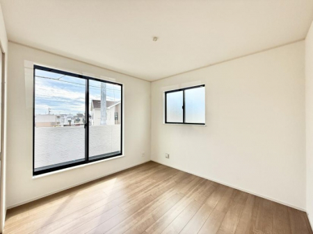 ̑ρ@F̂ŉ₩ȎԂy߂܂