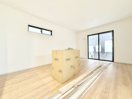 ���r���O�@���������R�Ɖ�b�����܂��A�S�n�悢�ЂƂƂ�