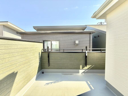 �o���R�j�[�@������ ���̃R�[�q�[���̐�����y���ށA�����̏ꏊ