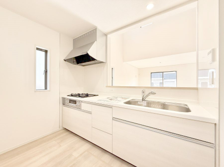 �L�b�`���@���������y���݂ƐH�ׂ�K����͂���L�b�`��