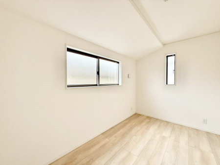 �Q���@���������̔z�u��ʋC���̗ǂ��݌v�ŕ����̋�C�������炸�A��ɐV�N�ȋ�C������܂�