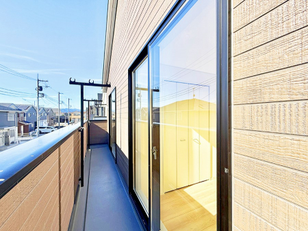 oRj[@ G߂̈ڂ낢JIȋԂł