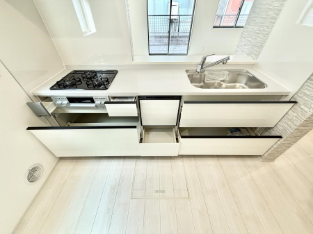 �L�b�`���@�������Ƒ����J��[�߂�A������̂���L�b�`��