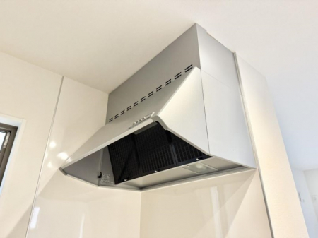 ���̑����ρ@�ݔ����������̏��C����������C��ɗU������A�����I�ɔr�����ł��܂��B