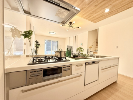 �L�b�`���@�����������������Ԃ����܂��A�Ί炠�ӂ��L�b�`��