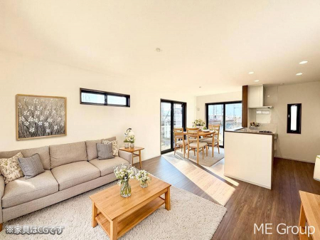 ���r���O�@���������났�ƏΊ炪�W�܂�A�S���܂郊�r���O