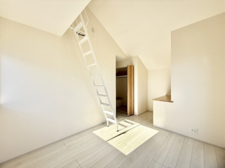 �Q���@���������̔z�u��ʋC���̗ǂ��݌v�ŕ����̋�C�������炸�A��ɐV�N�ȋ�C������܂�