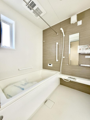 �����@����������̔�������A�S����������Ԃł�