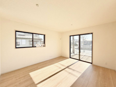 ���r���O�@���������R�Ɖ�b�����܂��A�S�n�悢�ЂƂƂ�