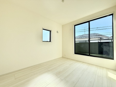 ̑ρ@F̂ŉ₩ȎԂy߂܂