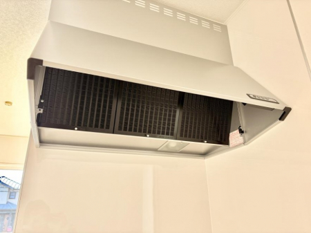 ���̑����ρ@�ݔ����t�[�h�ɕ����Ă���ׁA���������C��ɗU������A�����I�ɔr�����ł��܂�