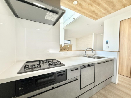 �L�b�`���@�������Ƒ����J��[�߂�A������̂���L�b�`��