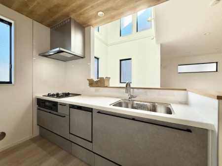 �L�b�`���@���������y���݂ƐH�ׂ�K����͂���L�b�`��