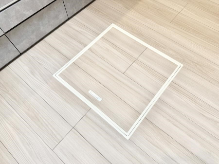 ̑ρ@ݔBꂽ[Xy[XŉƑŜXbL