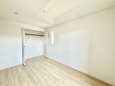 ̑ρ@F̂ŉ₩ȎԂy߂܂