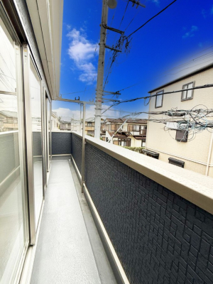 �o���R�j�[�@������ �G�߂̈ڂ낢����������J���I�ȋ�Ԃł�