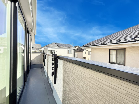 oRj[@ G߂̈ڂ낢JIȋԂł