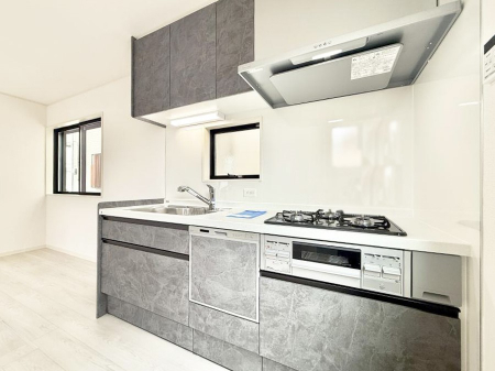 �L�b�`���@�������V���v���ŋ@�\�I�A�����g���₷���L�b�`��