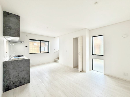 ���r���O�@�������V���v���������ґ�A��؂Ȑl�Ɖ߂����S���قǂ�����