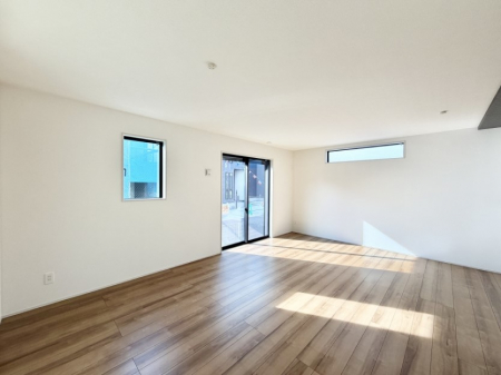 ���r���O�@���������R�Ɖ�b�����܂��A�S�n�悢�ЂƂƂ�