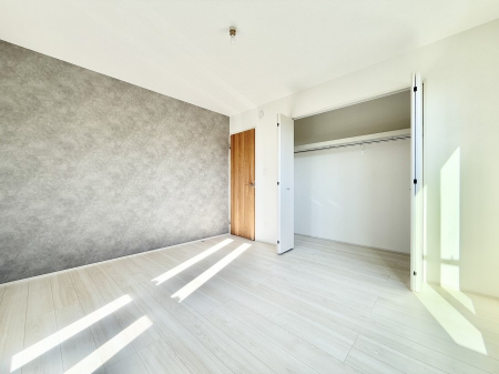 �q�������@�������v���C�x�[�g��ԂƂ��ĐÂ��ŗ�������������񋟂��Ă���܂�