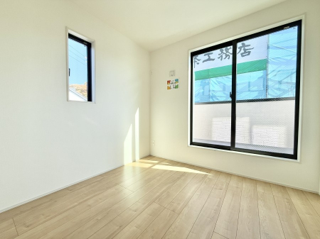 �Q���@�������Ƌ�����܂��z�u����΍L�X�Ƃ�����Ԃ��g�������₷���A�����b�N�X�������Ԃ��߂����܂�