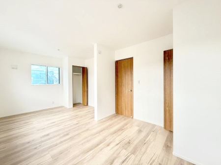 ̑ρ@F̂ŉ₩ȎԂy߂܂