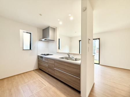 �L�b�`���@���������y���݂ƐH�ׂ�K����͂���L�b�`��