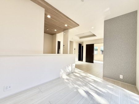 ���r���O�@���������났�ƏΊ炪�W�܂�A�S���܂郊�r���O