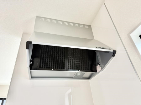 ���̑����ρ@�ݔ����t�[�h�ɕ����Ă���ׁA���������C��ɗU������A�����I�ɔr�����ł��܂�