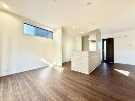 ���r���O�@�����������������Ɠ��ʂɂ���A�e���̋��