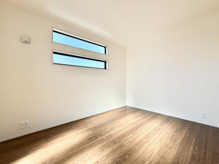 �q�������@�������v���C�x�[�g��ԂƂ��ĐÂ��ŗ�������������񋟂��Ă���܂�