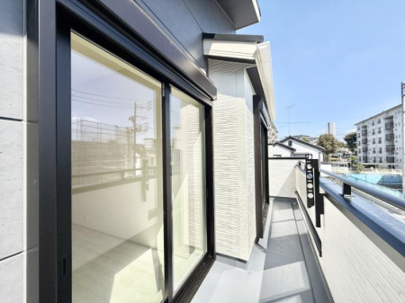 oRj[@ G߂̈ڂ낢JIȋԂł