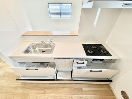 Lb`@ƑƂȂAR~jP[V̏