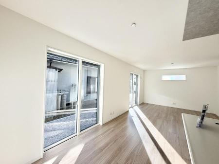 ���r���O�@�������S���������ꏊ�A�������߂����郊�r���O