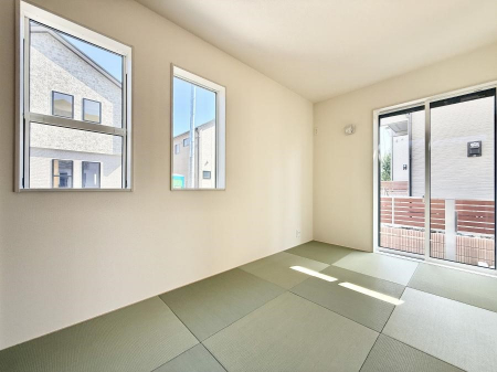 ̑ρ@F̂ŉ₩ȎԂy߂܂