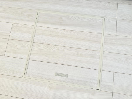 ̑ρ@ݔBꂽ[Xy[XŉƑŜXbL