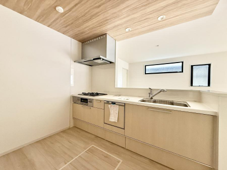 �L�b�`���@�������L���C�ɕЕt���A�g���₷���L�b�`��