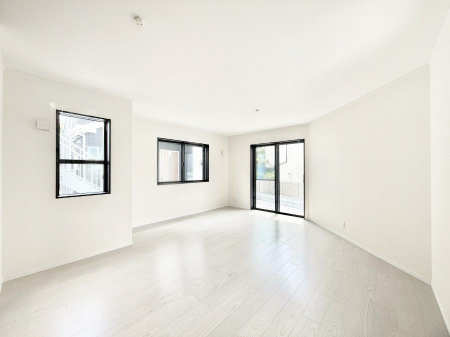 rO@Cɓ̏ꏊŁÂтƂԂ