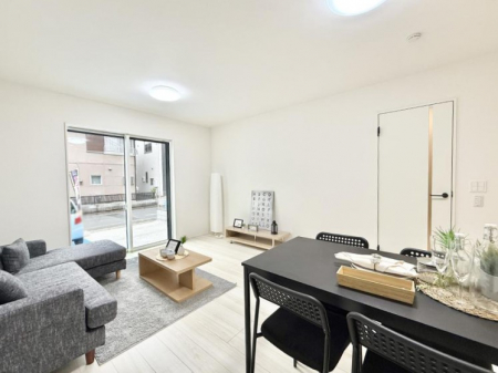 ���r���O�@�����������������Ɠ��ʂɂ���A�e���̋��