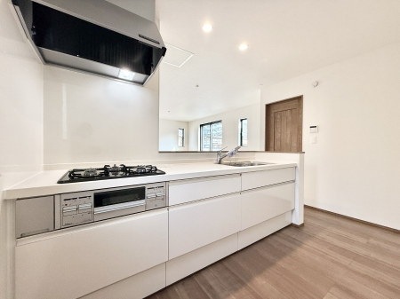 �L�b�`���@�������Ƒ����J��[�߂�A������̂���L�b�`��