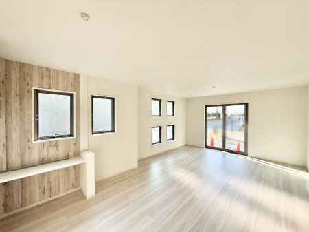 ���r���O�@���������R�Ɖ�b�����܂��A�S�n�悢�ЂƂƂ�