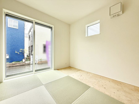 ̑ρ@F̂ŉ₩ȎԂy߂܂