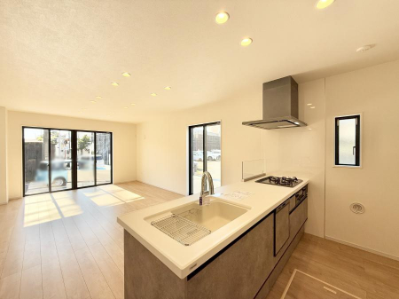 �L�b�`���@�������V���v���ŋ@�\�I�A�����g���₷���L�b�`��