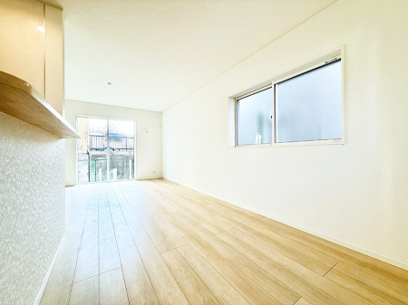 ���r���O�@�����������������Ɠ��ʂɂ���A�e���̋��