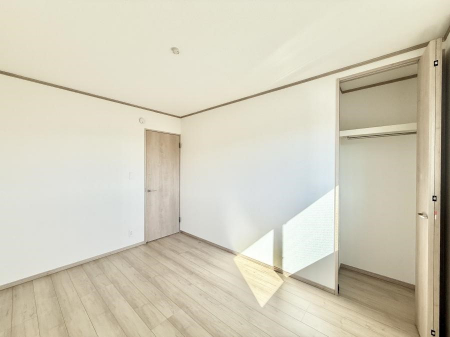 �Q���@���������̔z�u��ʋC���̗ǂ��݌v�ŕ����̋�C�������炸�A��ɐV�N�ȋ�C������܂�